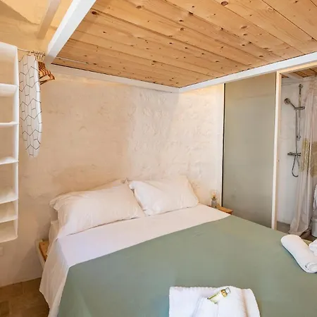 Rentbeat Collection 1 Historic Center Apartment Ostuni